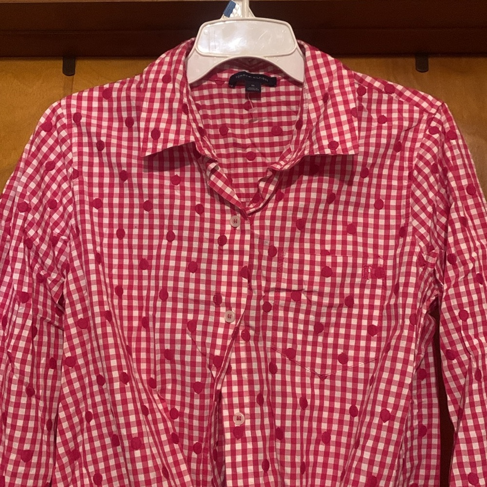 Tommy Hilfiger Size M Pink Gingham and Polka Dot Tie Up Top - Picture 3 of 5